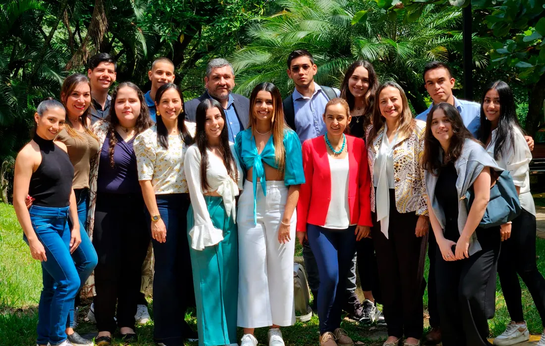 Estudiantes de Mercadeo presentaron propuestas innovadoras a líderes empresariales de Cali