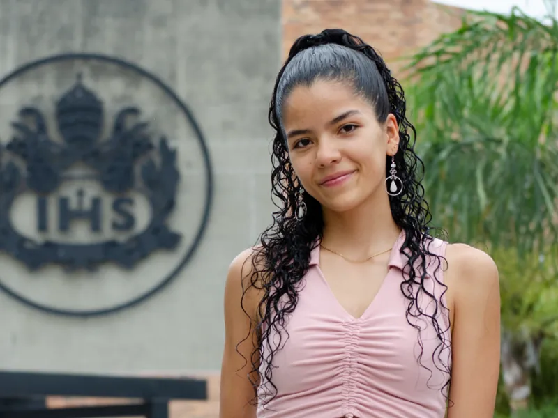 Laura Hernández, estudiante de Ingeniería Mecánica de la Javeriana Cali