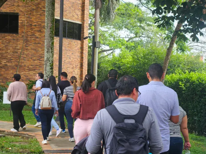 Estudiantes de Honduras visitan la Javeriana Cali